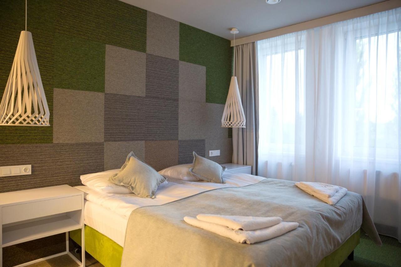 Hotel Quattro Щецинек Экстерьер фото