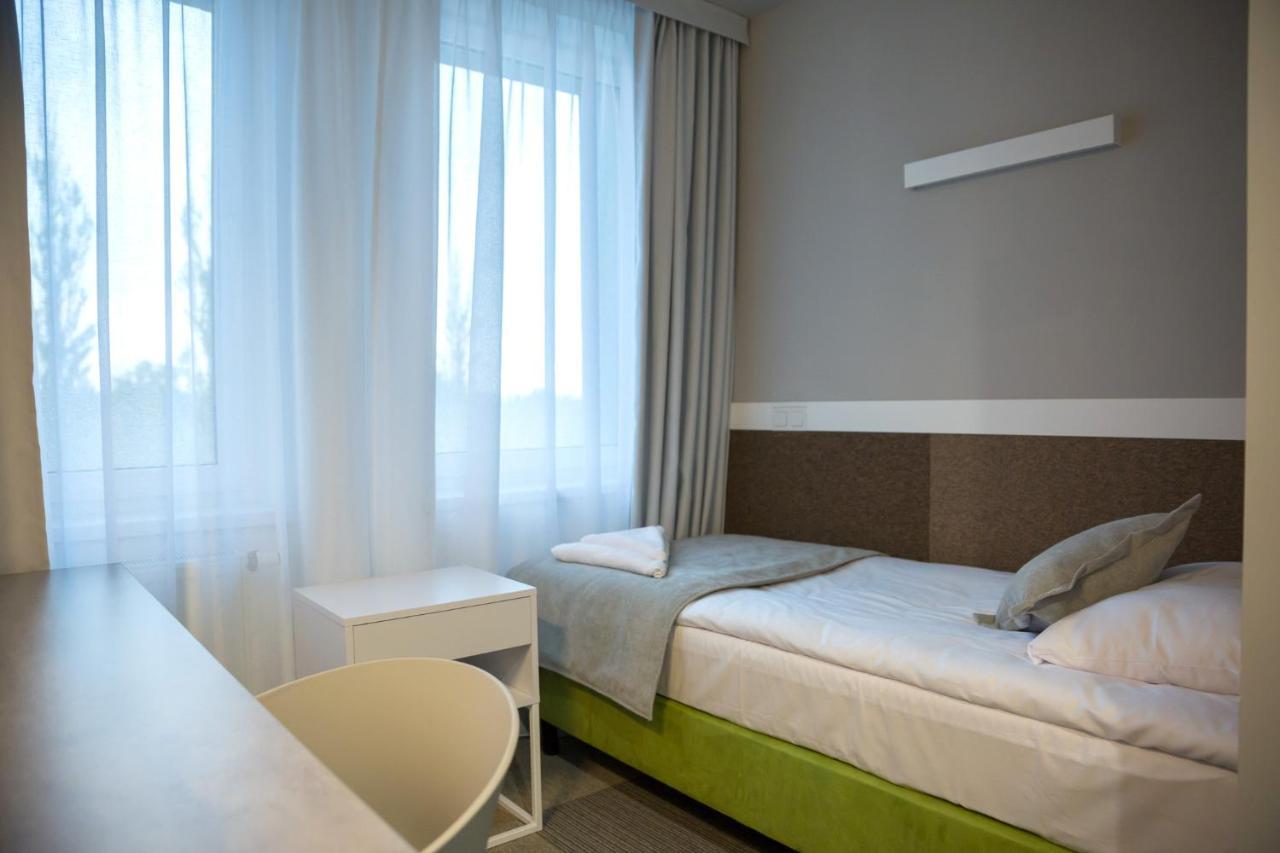 Hotel Quattro Щецинек Экстерьер фото